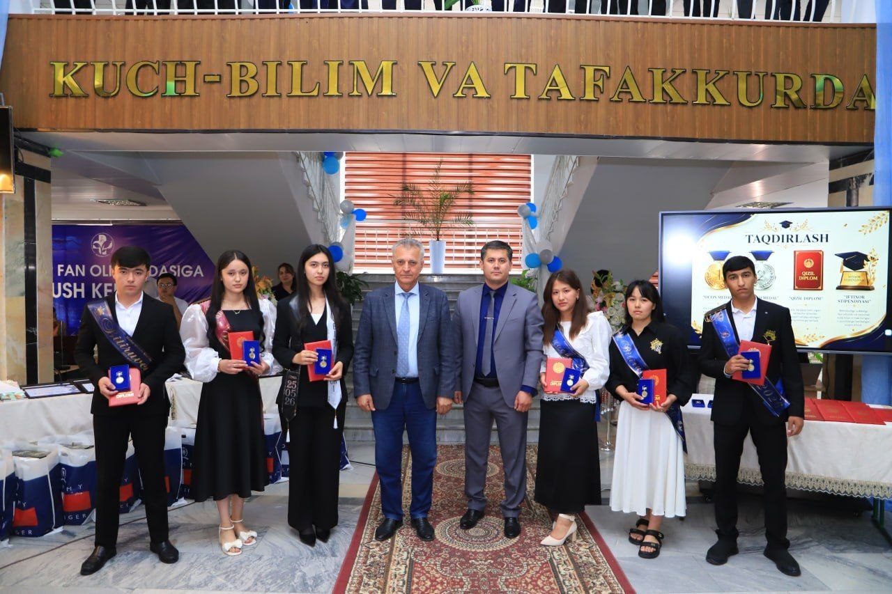 2026-yil, 15-iyun kuni Samarqand davlat veterinariya meditsinasi, chorvachilik va biotexnologiyalar universiteti akademik litseyida bitiruvchilarga diplom topshirish marosimi tantanali ravishda tashkil etildi. 
